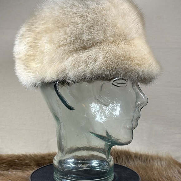 Creme Mink Hat - Picture 4 of 6